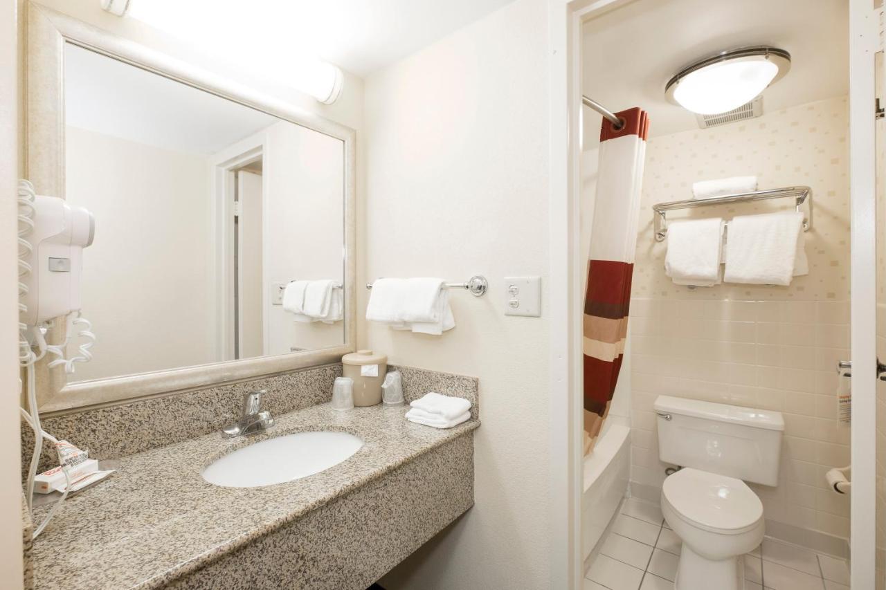 Red Roof Inn Annapolis Exterior photo